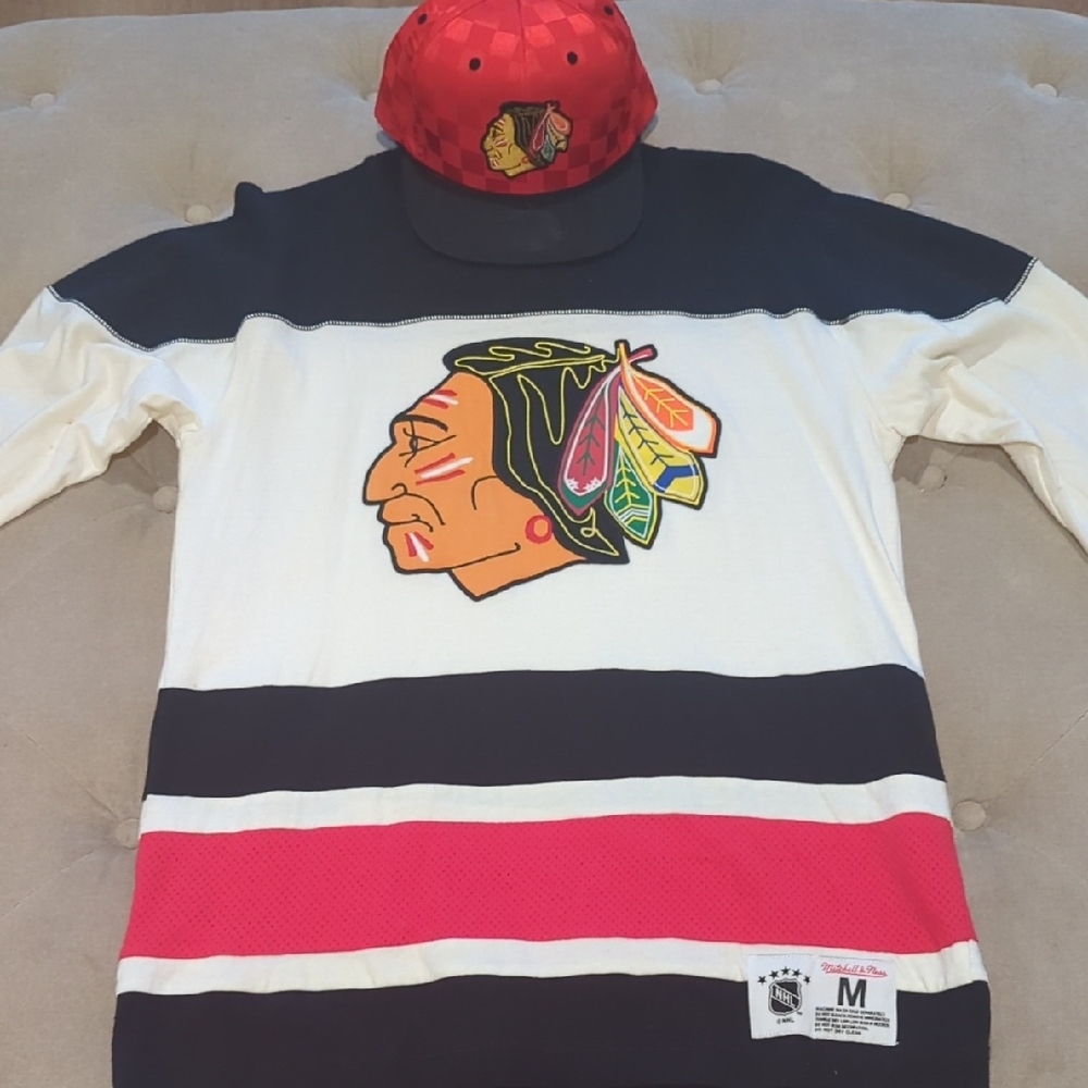 Black and White Hockey Jersey with Cap